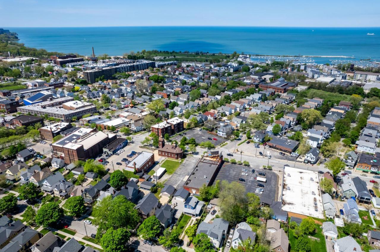 Luxury Home In The Heart Of Gordon Square Cleveland Exterior foto